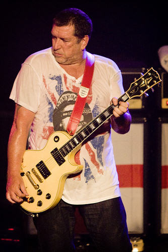 Steve Jones guitar hero (PIc courtesy of Flickr)