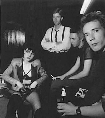 Siouxsie, Jon Ingham, Steve Spunker & John Rotten backstage at the Club Du Chalet Du Lac September 3rd 1976 (Ray Stevenson)
