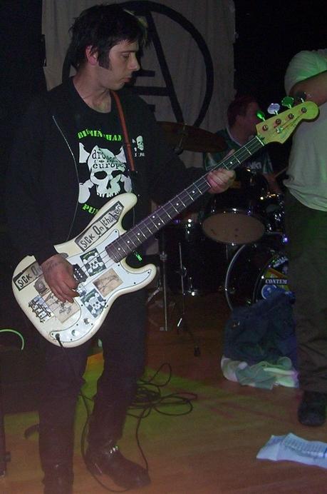 Trogg playing for Contempt July 2000 (Courtesy of Contempt)